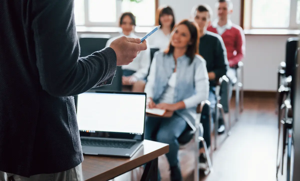 Formação gratuita e com certificado